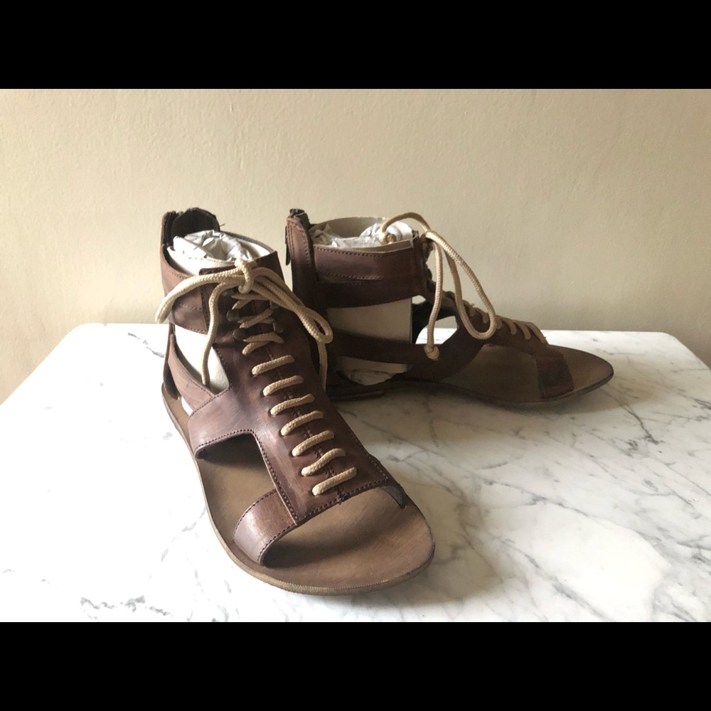Boutique 9 Lace Gladiator Leather Sandals - Picture 4 of 6